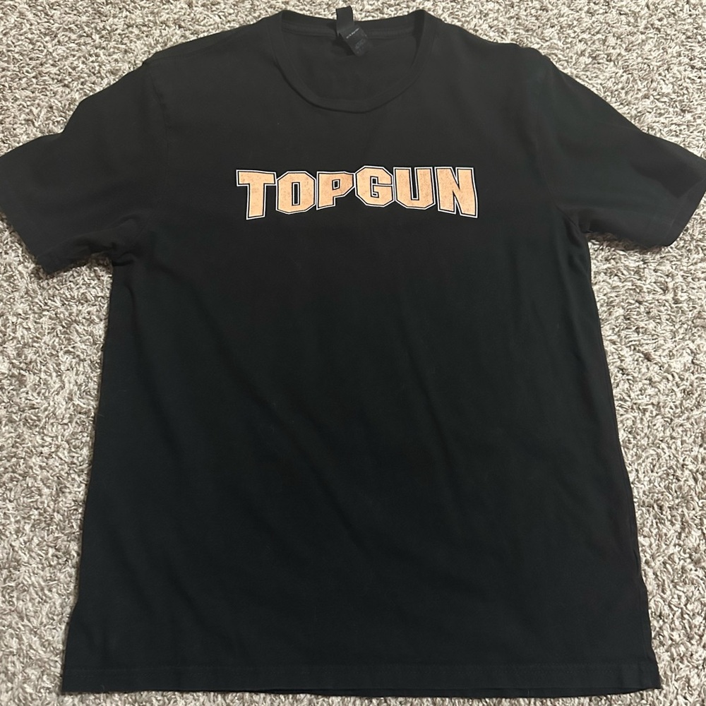 District "Top Gun" & "Georgia On My Mind" Graphic Tee - Women’s Small - Picture 3 of 5